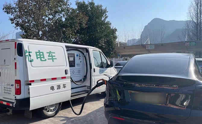 壶关汽车搭电